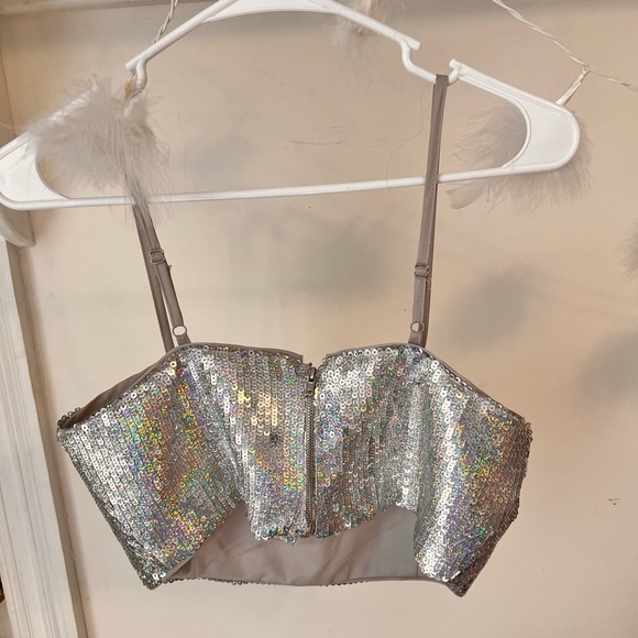 FINAL PRICE DROP GB ( Gianni Bini ) Sequined Cropped Top - Picture 5 of 9